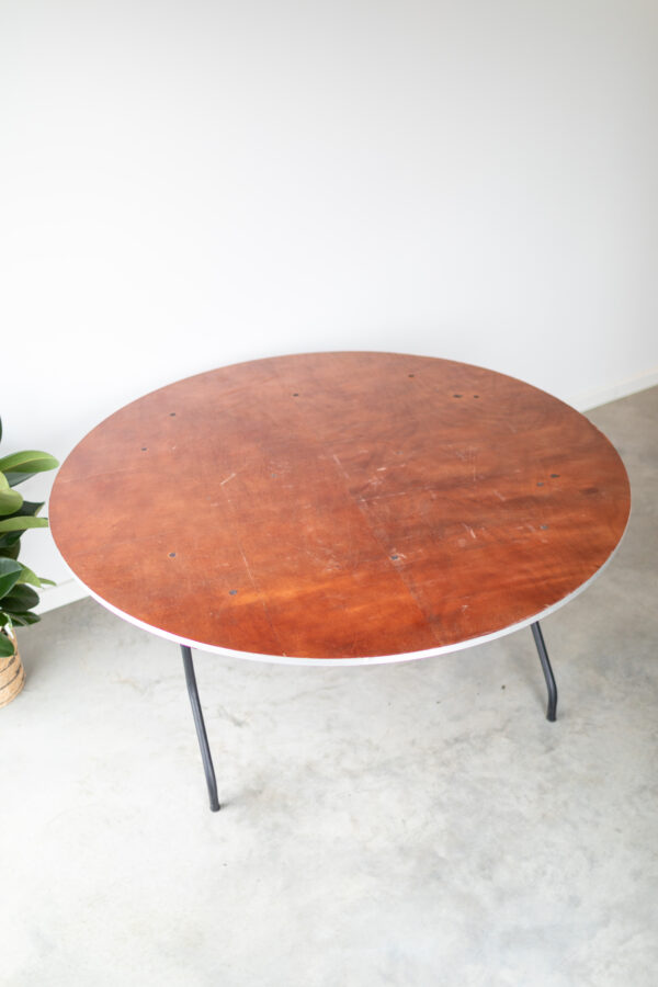 Table Claudette